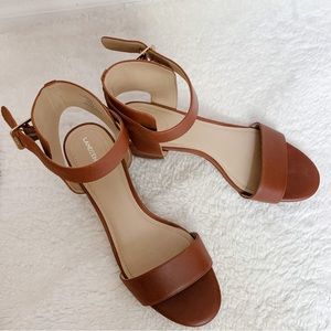 Lands End Womens Block Heel Sandal in Cognac